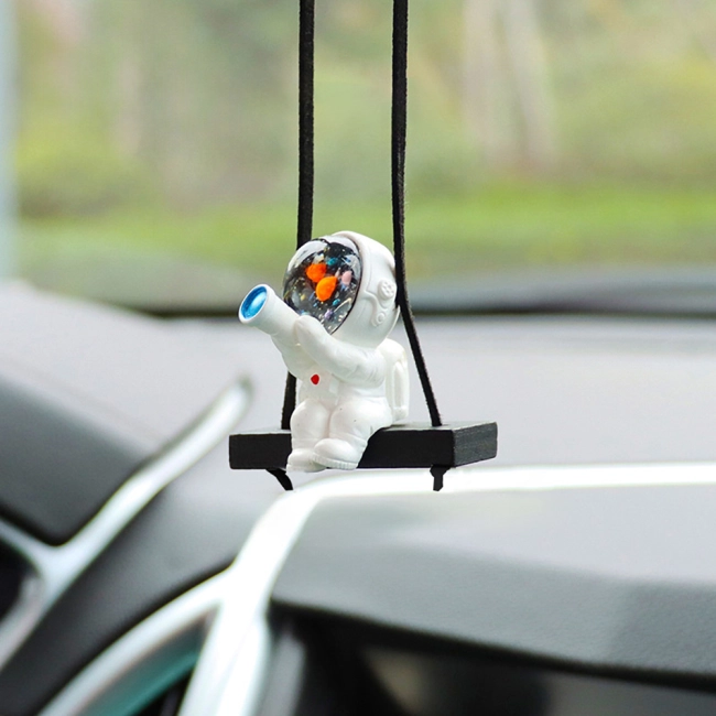 подвеска на зеркало в машину