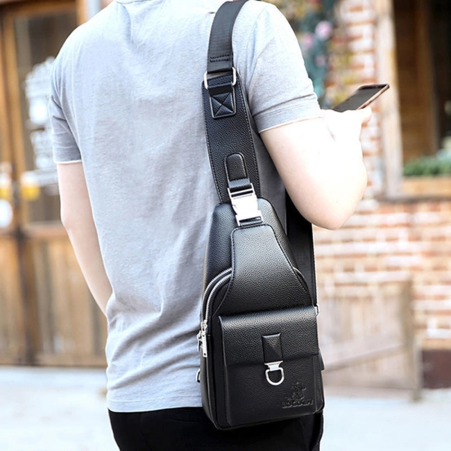 чоловіча нагрудна сумка через плече