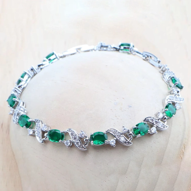 женский браслет на руку