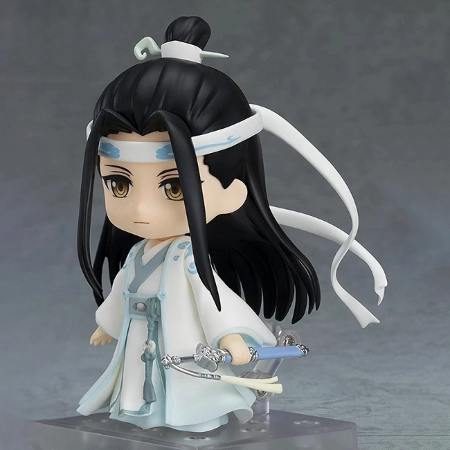 Фігурки з Магістром диявольського культу