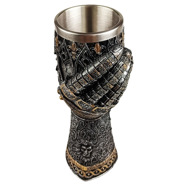 келих у середньовічному стилі