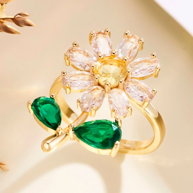 кольцо с цветком для женщин