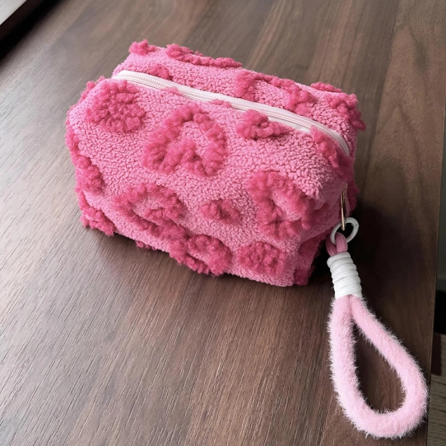 косметичка для дівчат