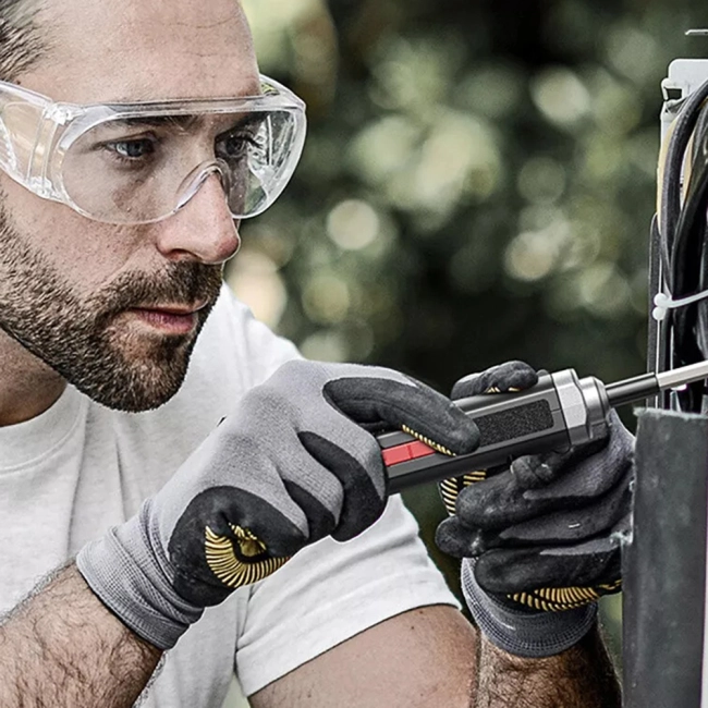 электроотвертка с регулировкой крутящего момента