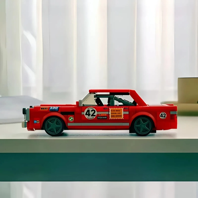 конструктор автомобіля Mercedes