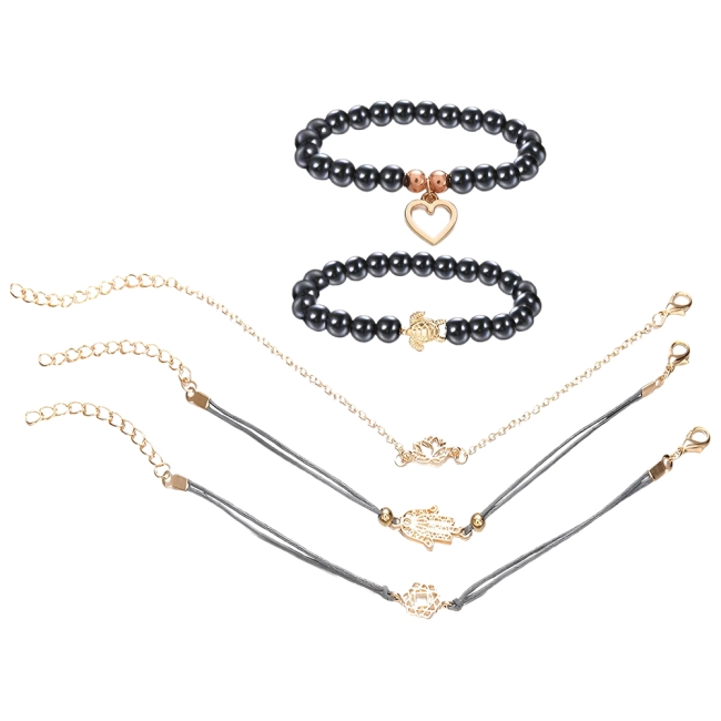 набор браслетов на руку