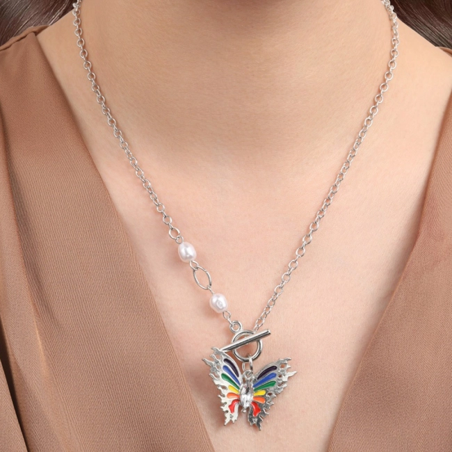 підвіска у вигляді метелика