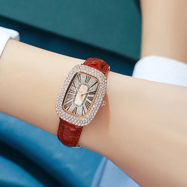 женские наручные аналоговые часы