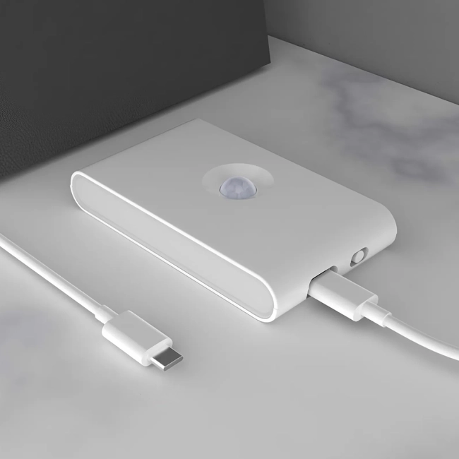 акумуляторні світильники на стіну