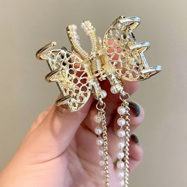 заколка-краб с подвесками