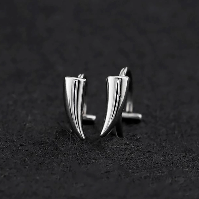 пірсинг на губу без проколу