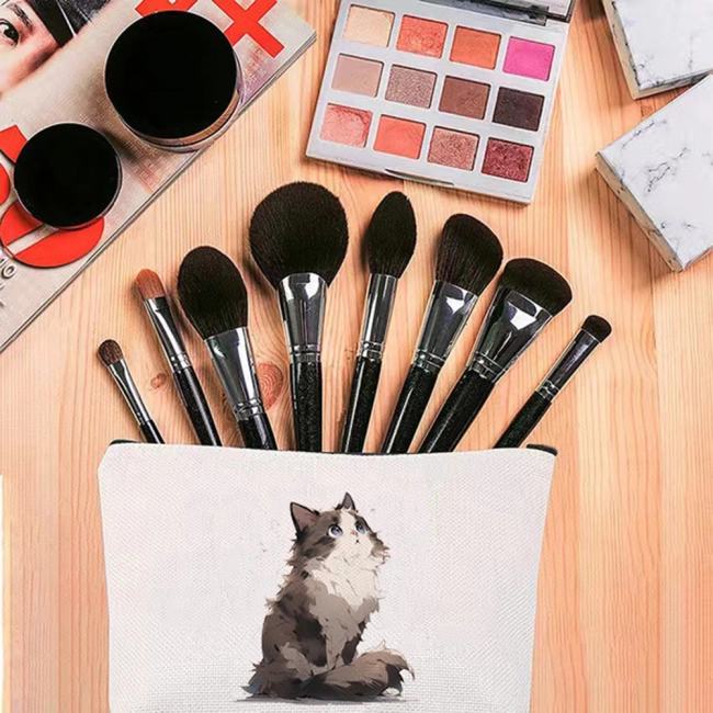 косметичка с котиком