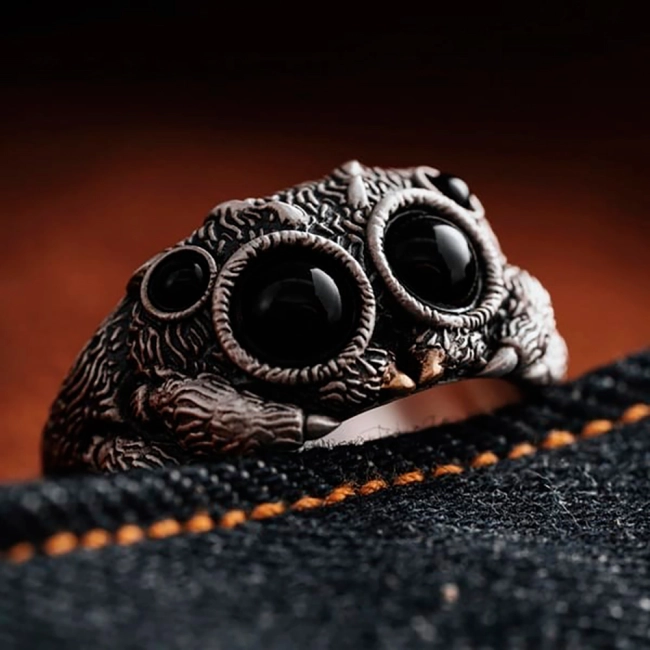 кільце у вигляді павука