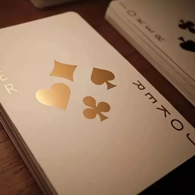 голографічні гральні карти