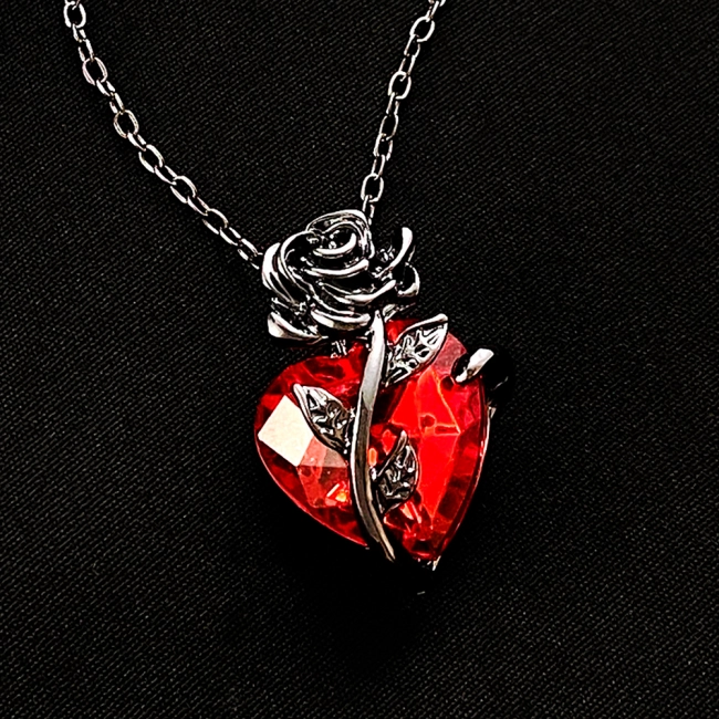 кулон с розой