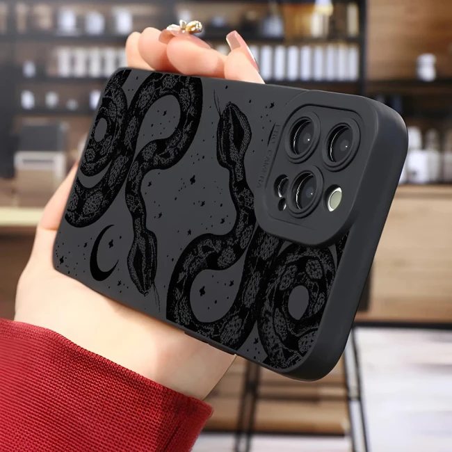 чохол для телефону зі зміями