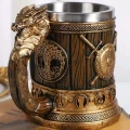 пивная кружка с драконом