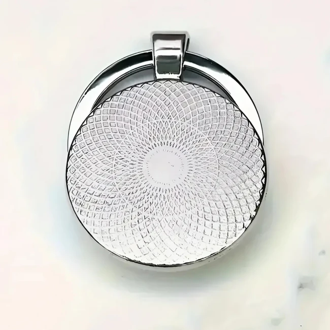 брелок египетский бог