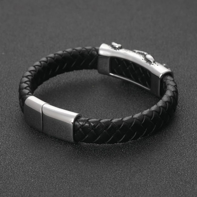 плетений браслет для чоловіка