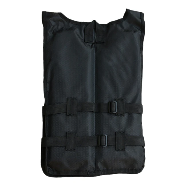 страховочный жилет в лодку