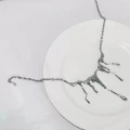 женское украшение на шею