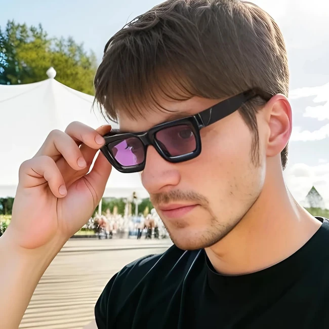 сонцезахисні окуляри з кольоровими лінзами