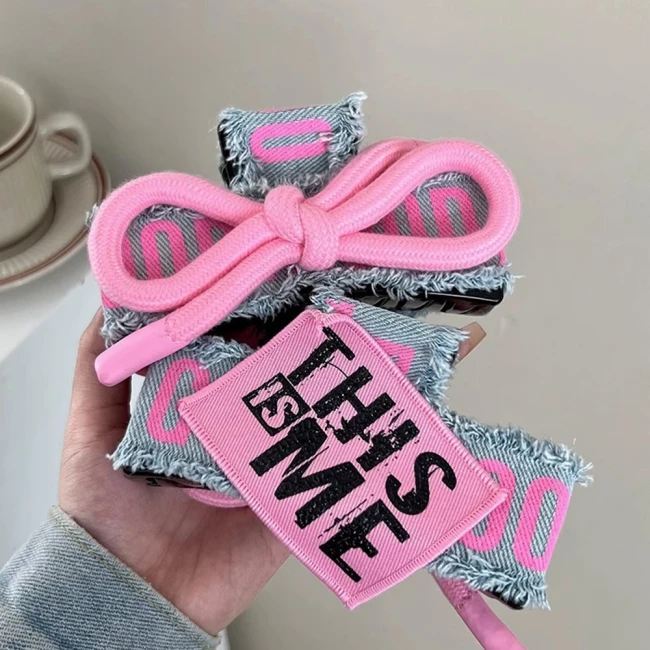 заколка с надписями