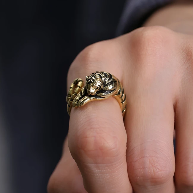 каблучка у вигляді тигра