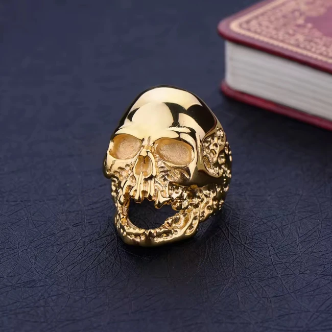 чоловічий перстень череп,