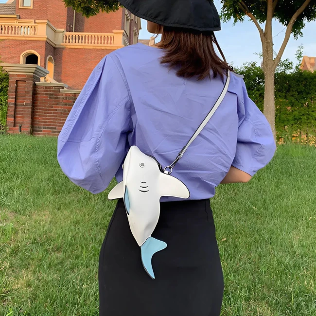 сумка у вигляді акули