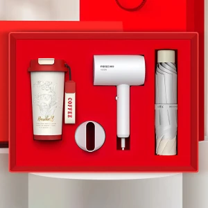 Універсальний жіночий набір на подарунок жіночий набір