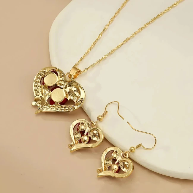 кулон та сережки