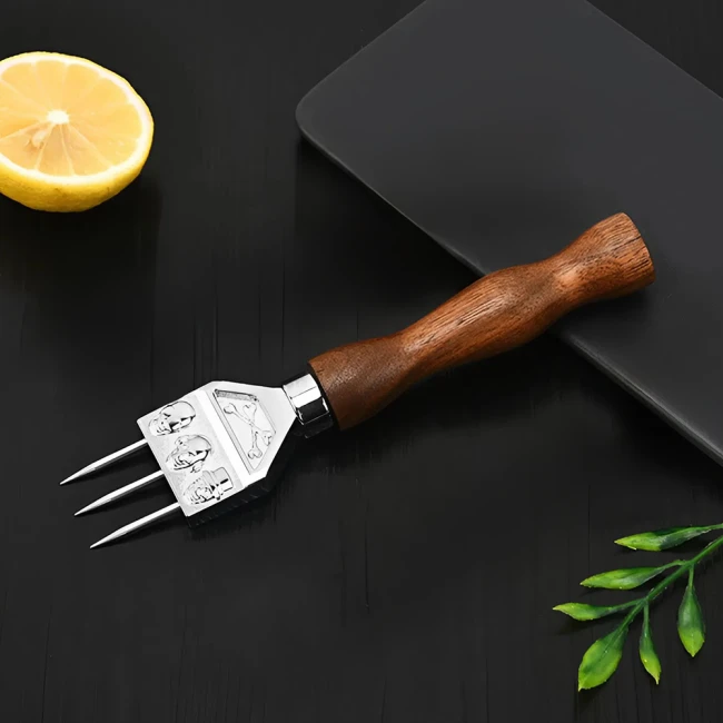 инструмент для колки льда