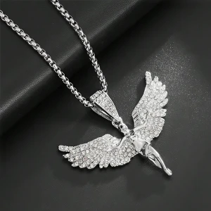 цепочка с кулоном