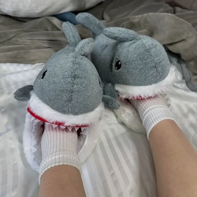 тапочки-акулы