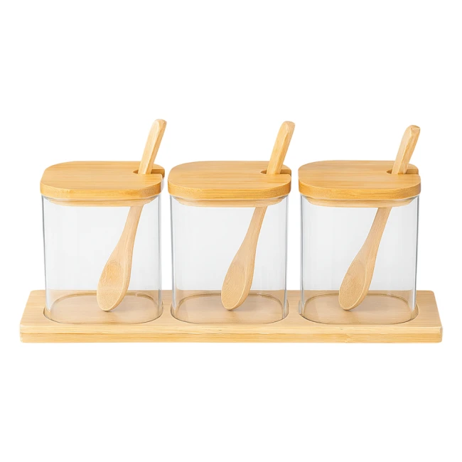 банки с ложками