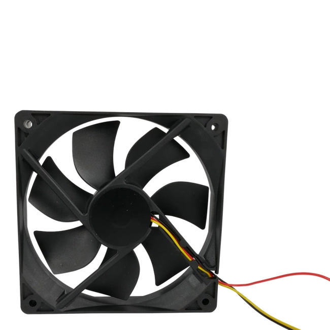 вентилятор 120х120 12в