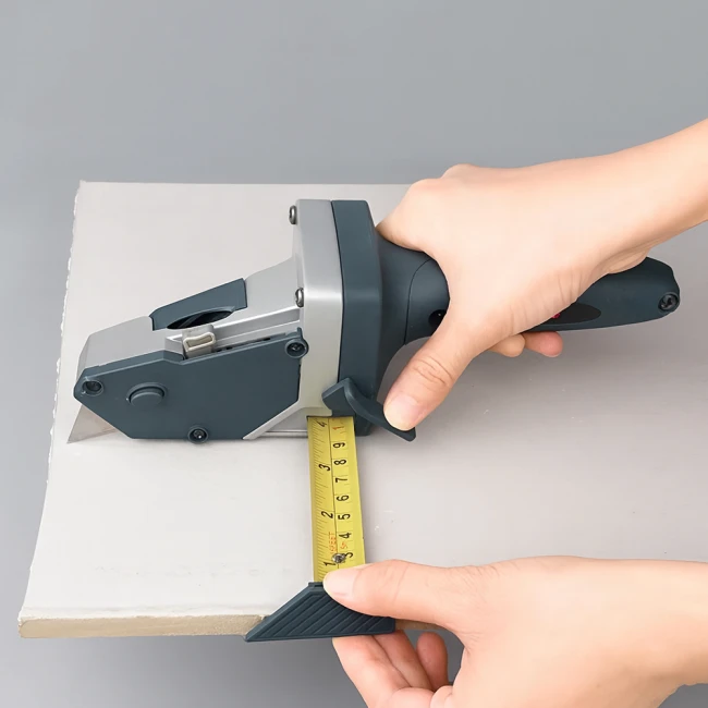 інструмент для різання гіпсокартону