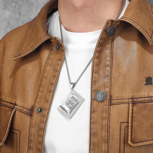 ланцюжок з підвіскою