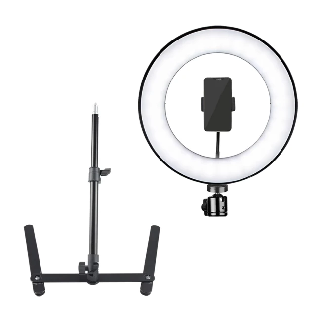 кільцева лампа на штативі