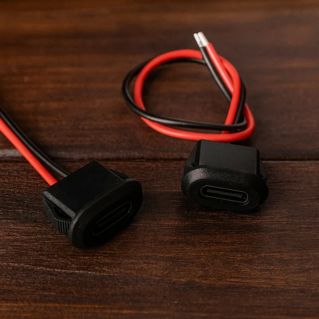 врізні роз'єми USB Type-C