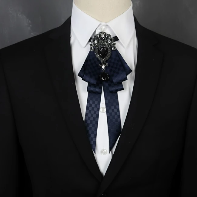 галстук-брошь