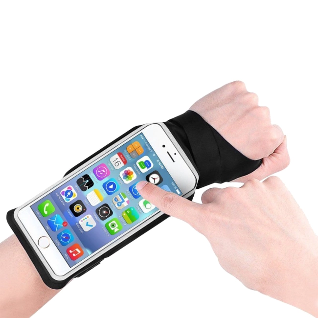 чохол для iPhone на зап'ясті