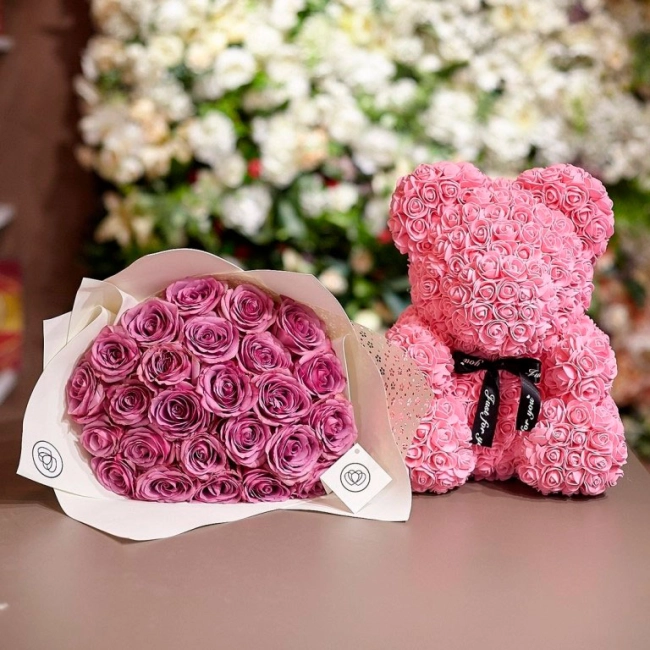 ведмідь із трояндок