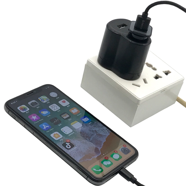 USB та прикурювач у мережу 220