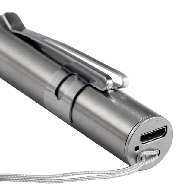 медичний ліхтарик для огляду