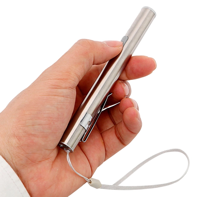 кишеньковий ліхтарик на світлодіодах