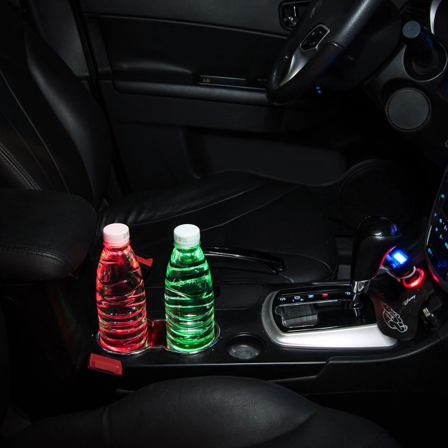 подсветка в подстаканники авто