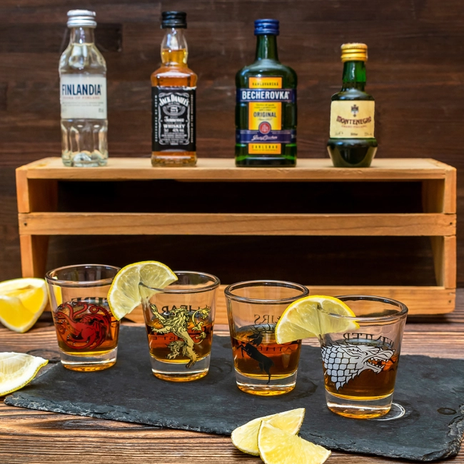 стопки с игрой престолов