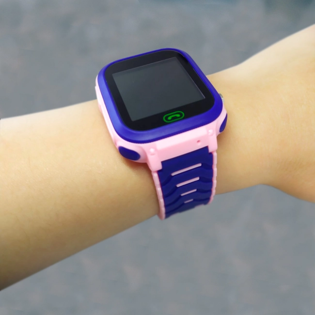 дитячий наручний смарт годинник
